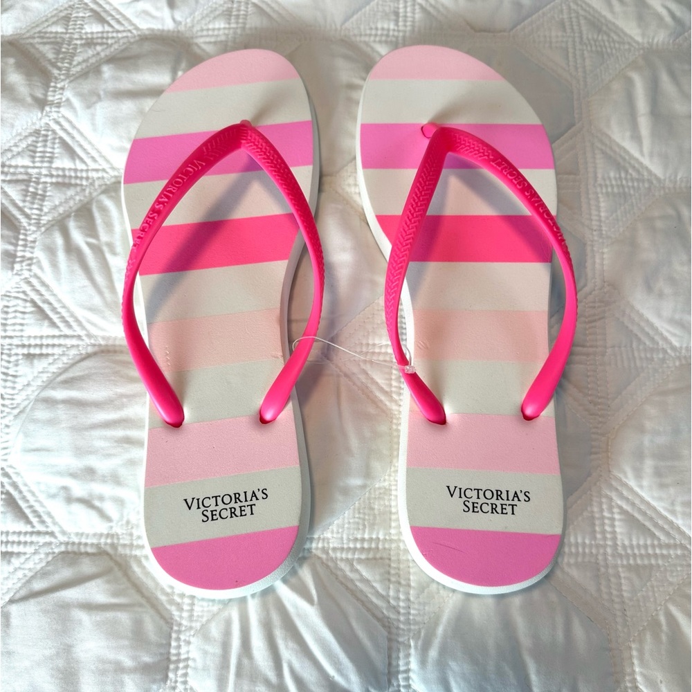 Victoria’s Secret Pink Striped Flip Flops Sandals Size L 8/9 New